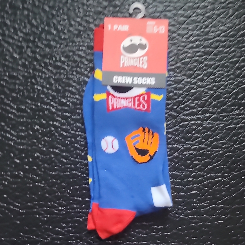 Pringle Casual Blue and Red Socks